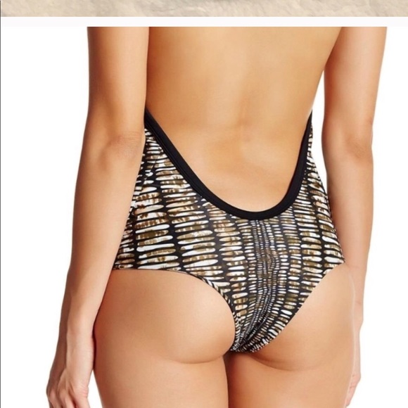 Issa de’ mar pebble print one-piece swimsuit - Picture 3 of 7